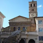 Cosy Trastevere 아파트